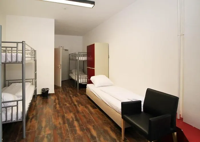 شباب متروبول *