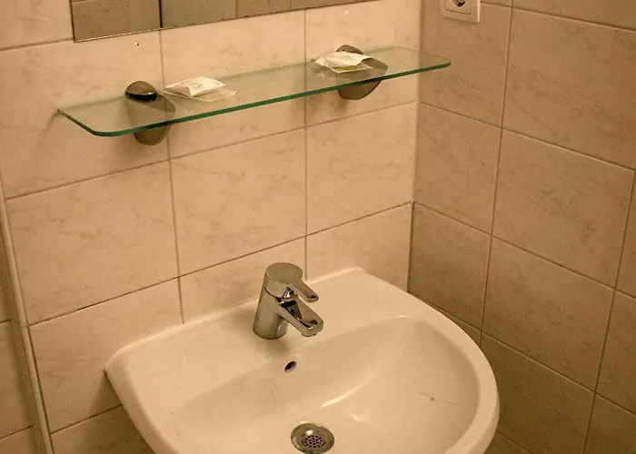 شباب متروبول *