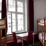 Metropol Hostel *