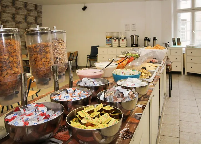 Vandrarhem Metropol *