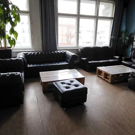 Auberge de jeunesse Metropol *